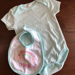 Mini Muffin Onesie and Bib 12 Months